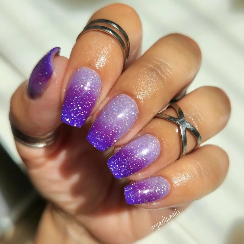  Purple ombre dip nails