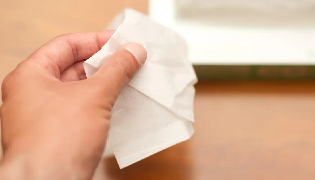 folded tissue