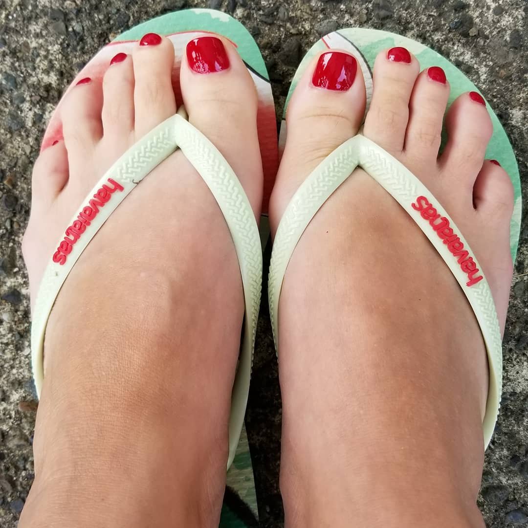 cherry red toenail polish